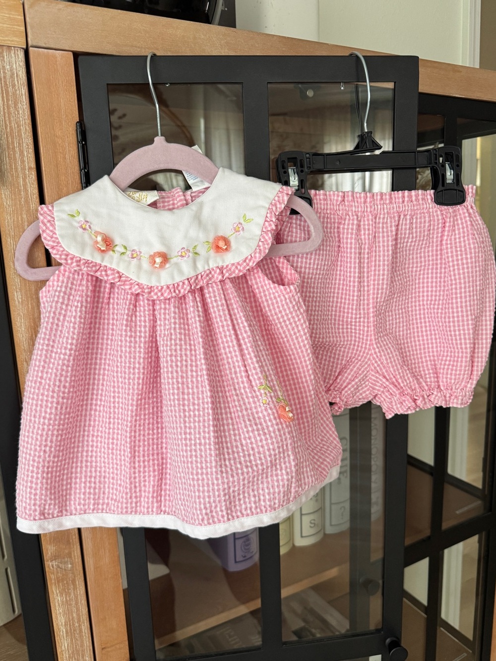Vintage gingham floral embroidered set seersucker dress bloomers babygirl collar